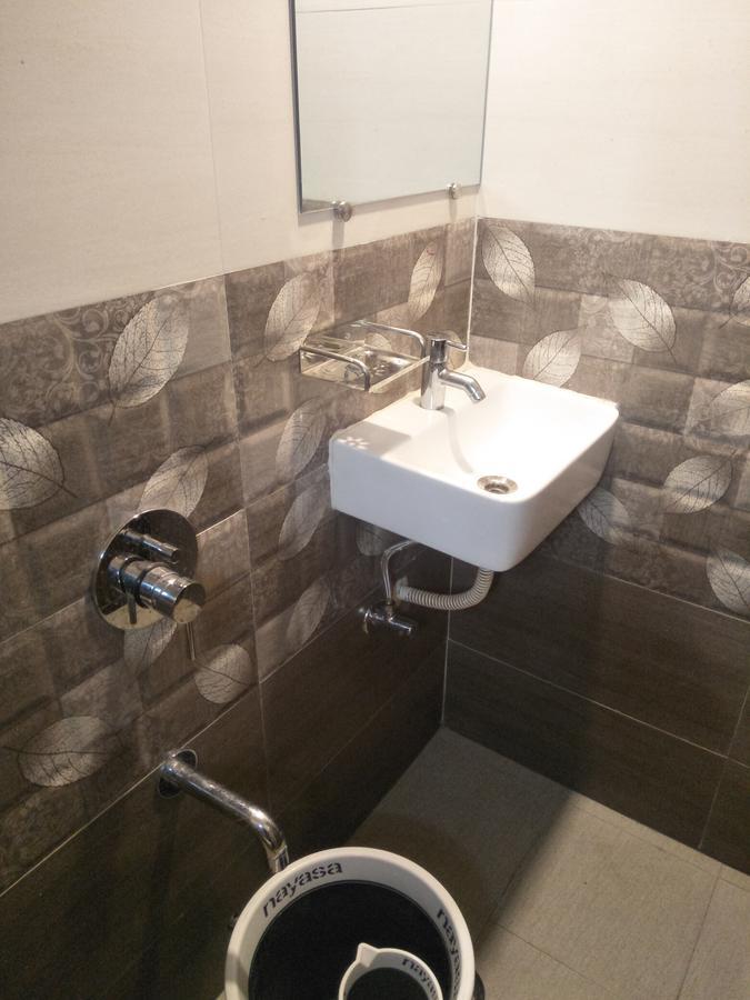 Hotel Avenue Residency Mumbai Exterior photo