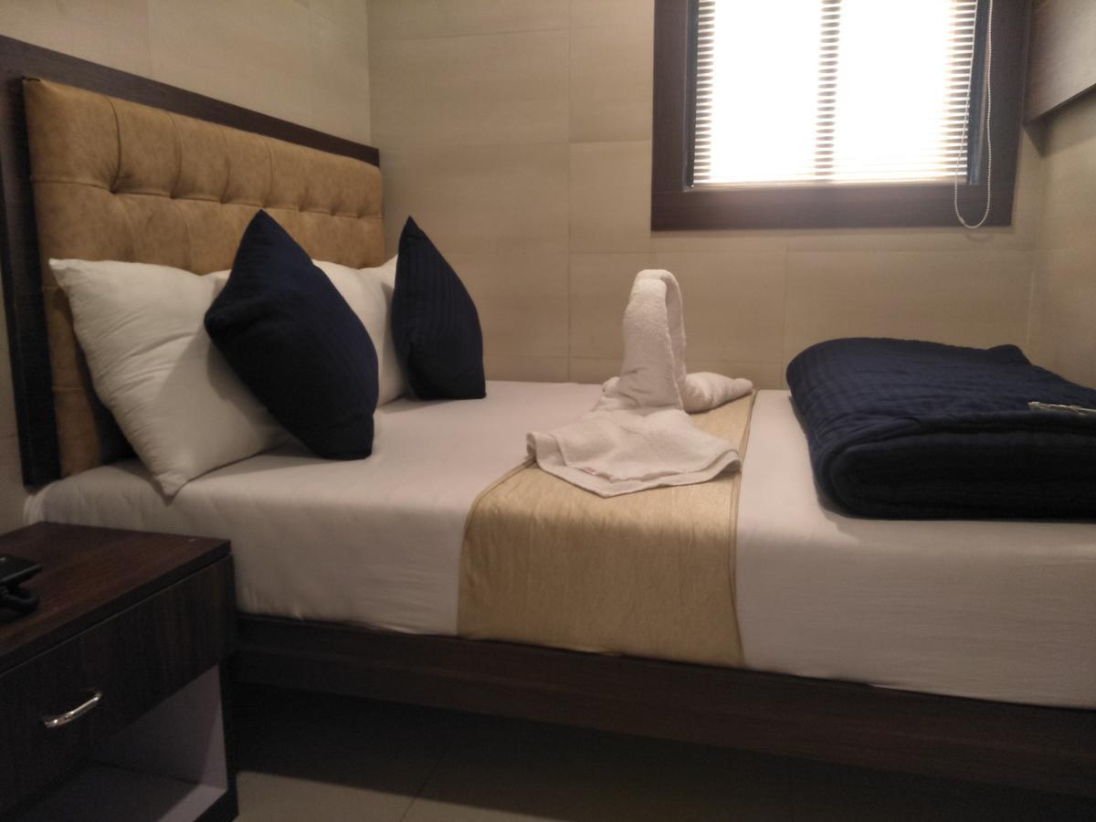 Hotel Avenue Residency Mumbai Exterior photo