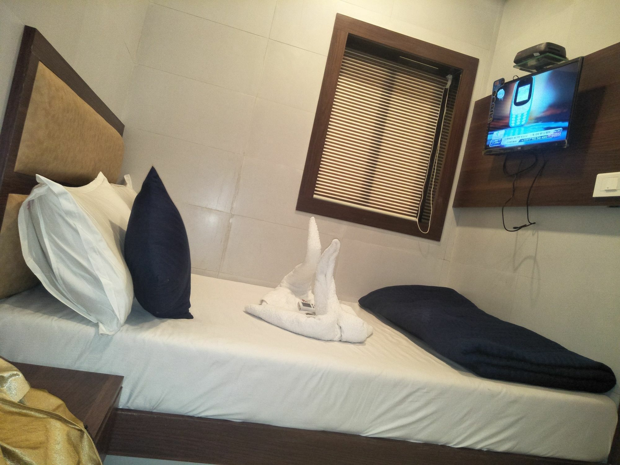 Hotel Avenue Residency Mumbai Exterior photo